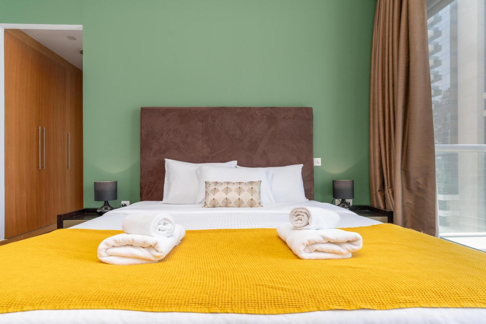 Appartamento Vacay Lettings -2 Bed Iris Blue Dubai Marina Esterno foto